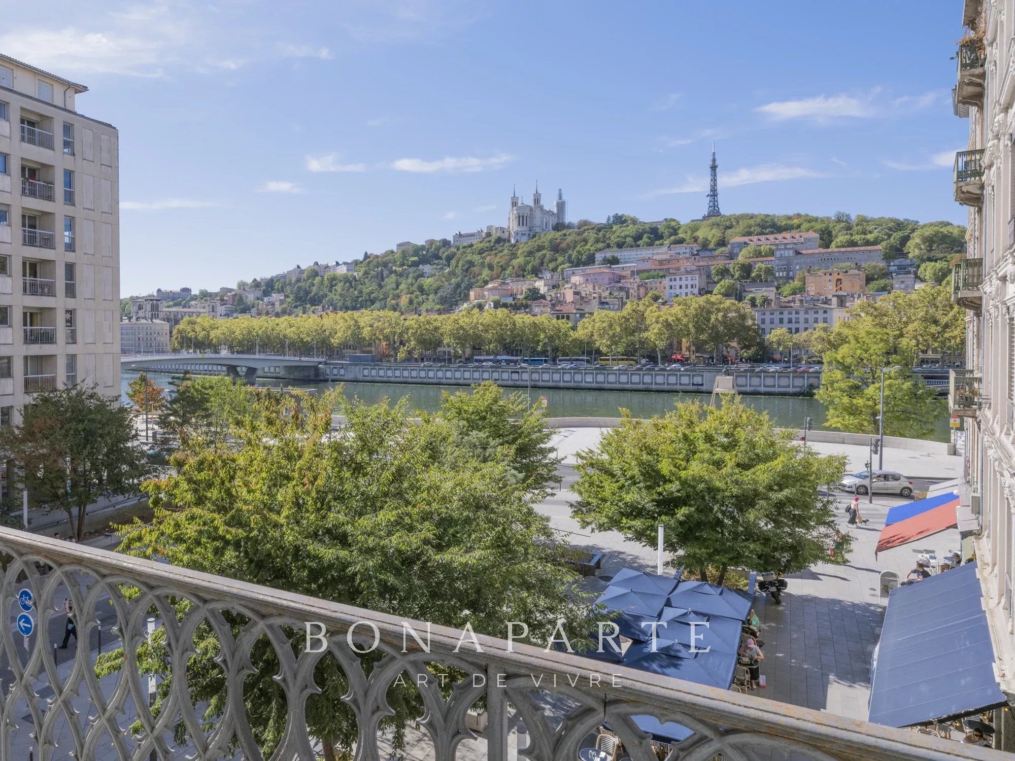 LYON 1ER, APPARTEMENT BOURGEOIS DE CARACTERE, 3 CHAMBRES, VUE FOURVIERE